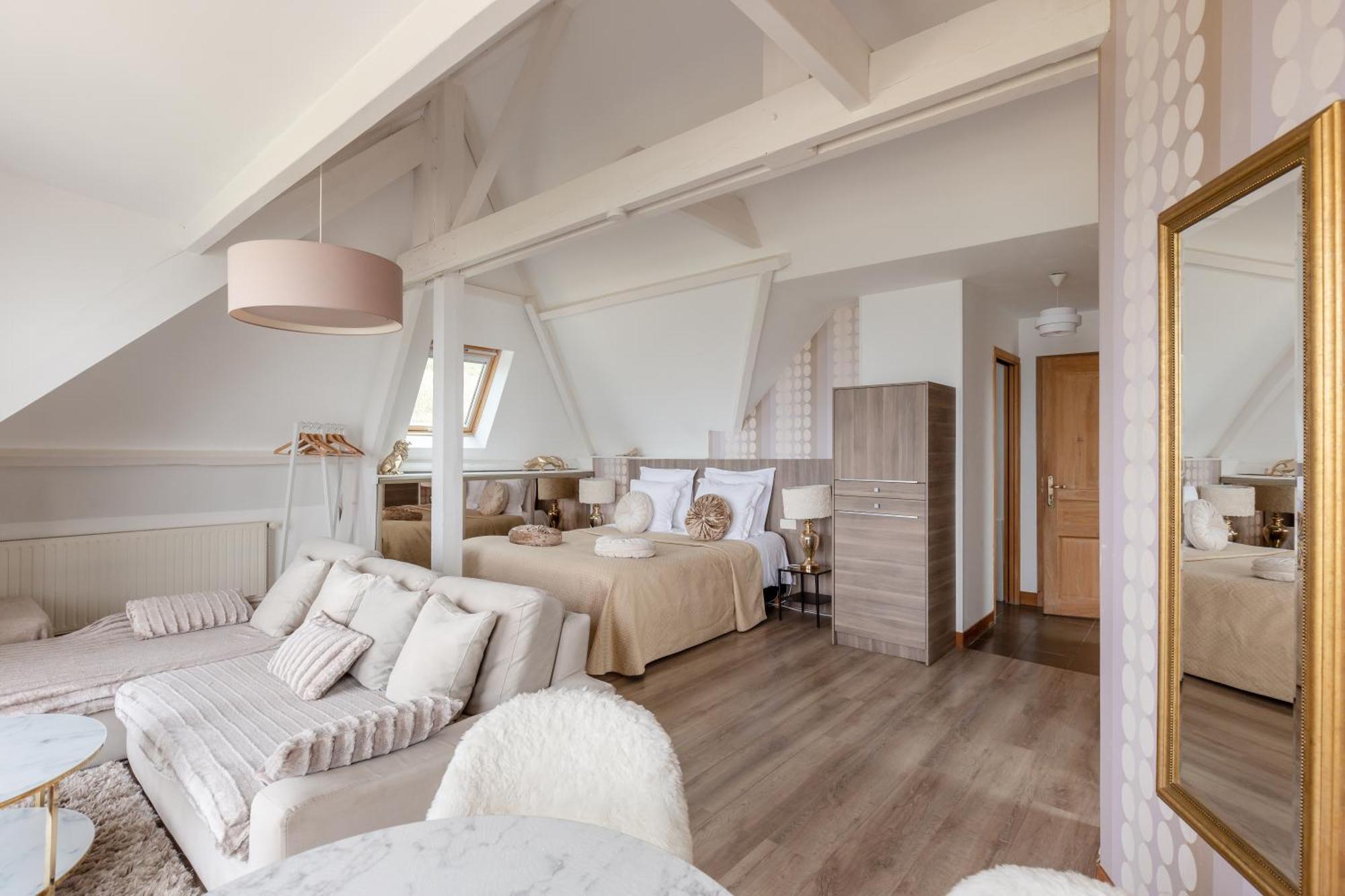 ヴィレルヴィル Domaine Du Grand Bec Bed & Breakfast エクステリア 写真